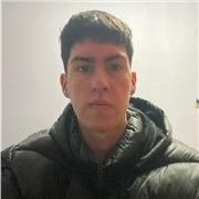 estudiante de inglés que puede enseñar desde casa o presencialmente